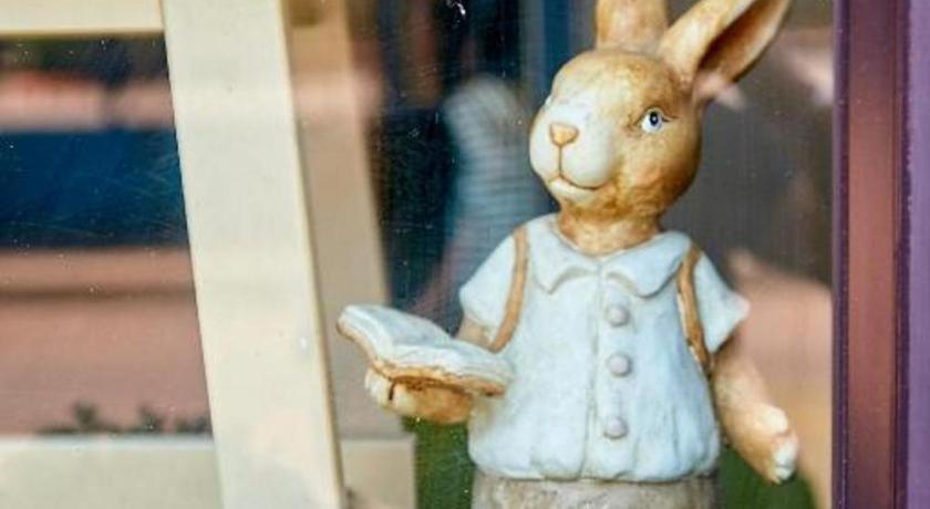 The Rabbit'S Hole Hostel 曼谷 外观 照片